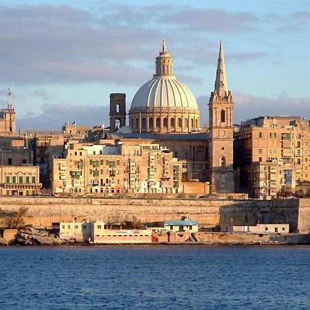 Superlative Apartment With Valletta And Harbour Views Сліма Екстер'єр фото