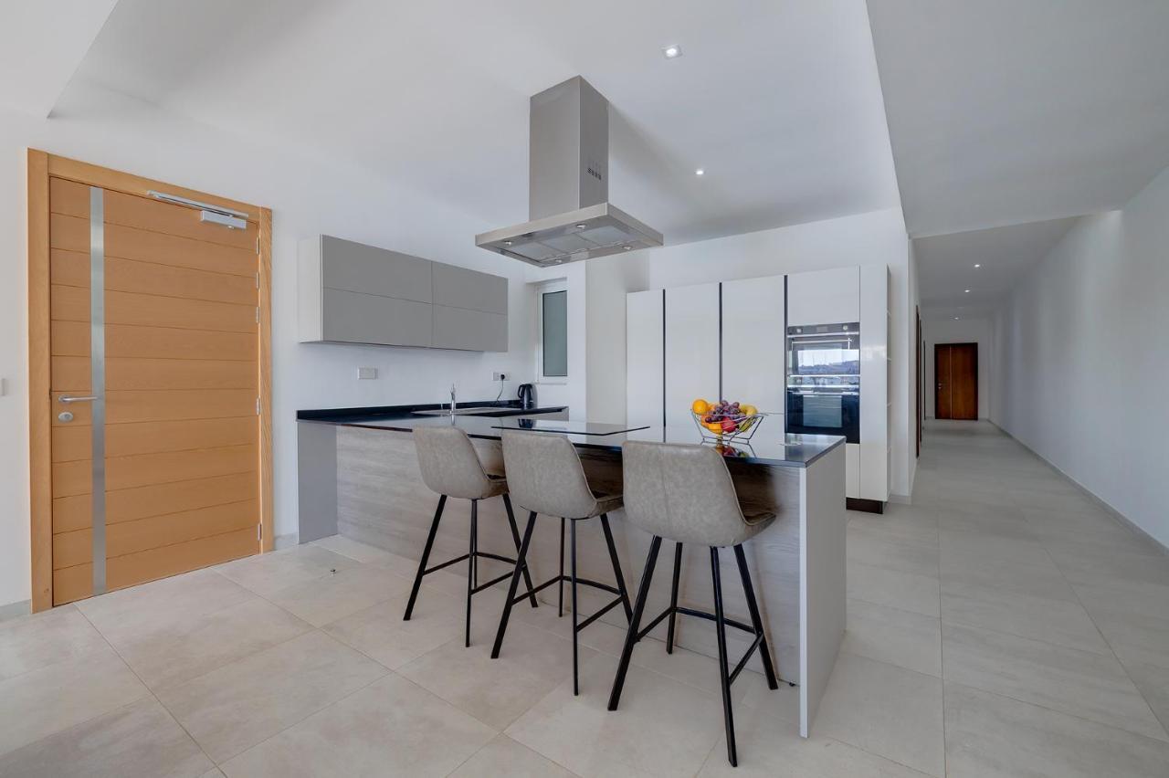Superlative Apartment With Valletta And Harbour Views Сліма Екстер'єр фото