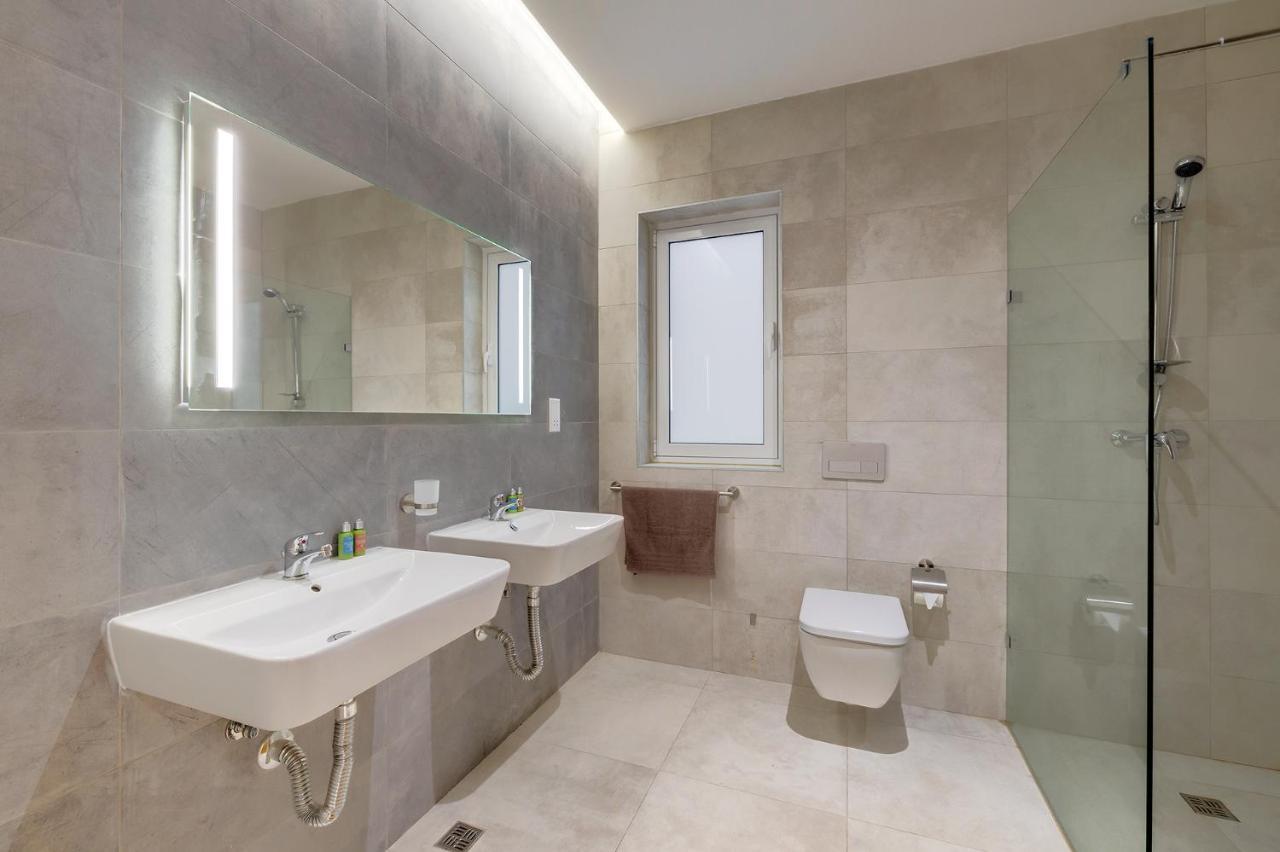 Superlative Apartment With Valletta And Harbour Views Сліма Екстер'єр фото