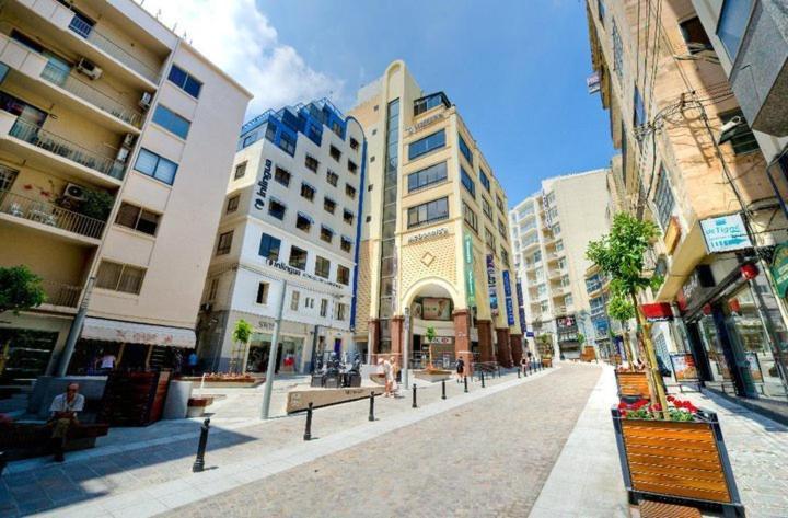 Superlative Apartment With Valletta And Harbour Views Сліма Екстер'єр фото
