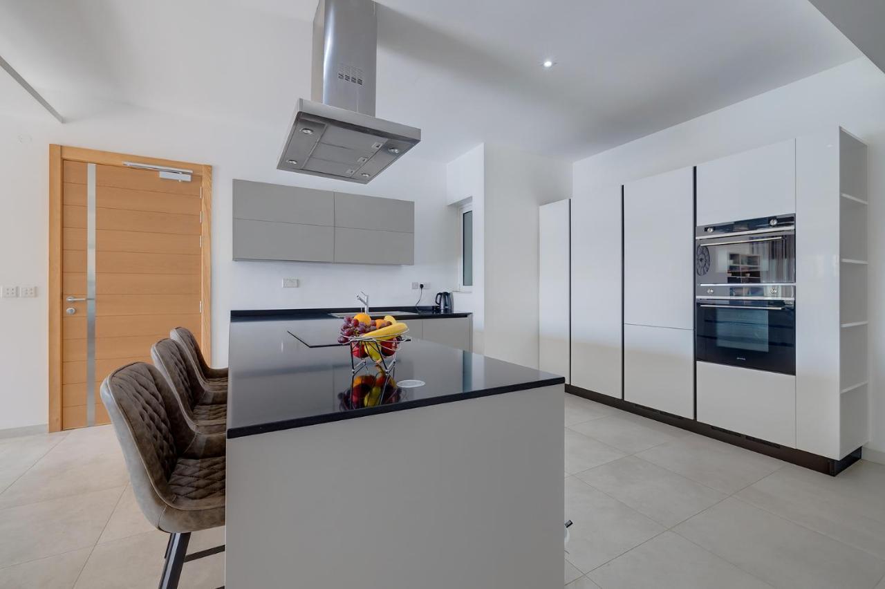 Superlative Apartment With Valletta And Harbour Views Сліма Екстер'єр фото